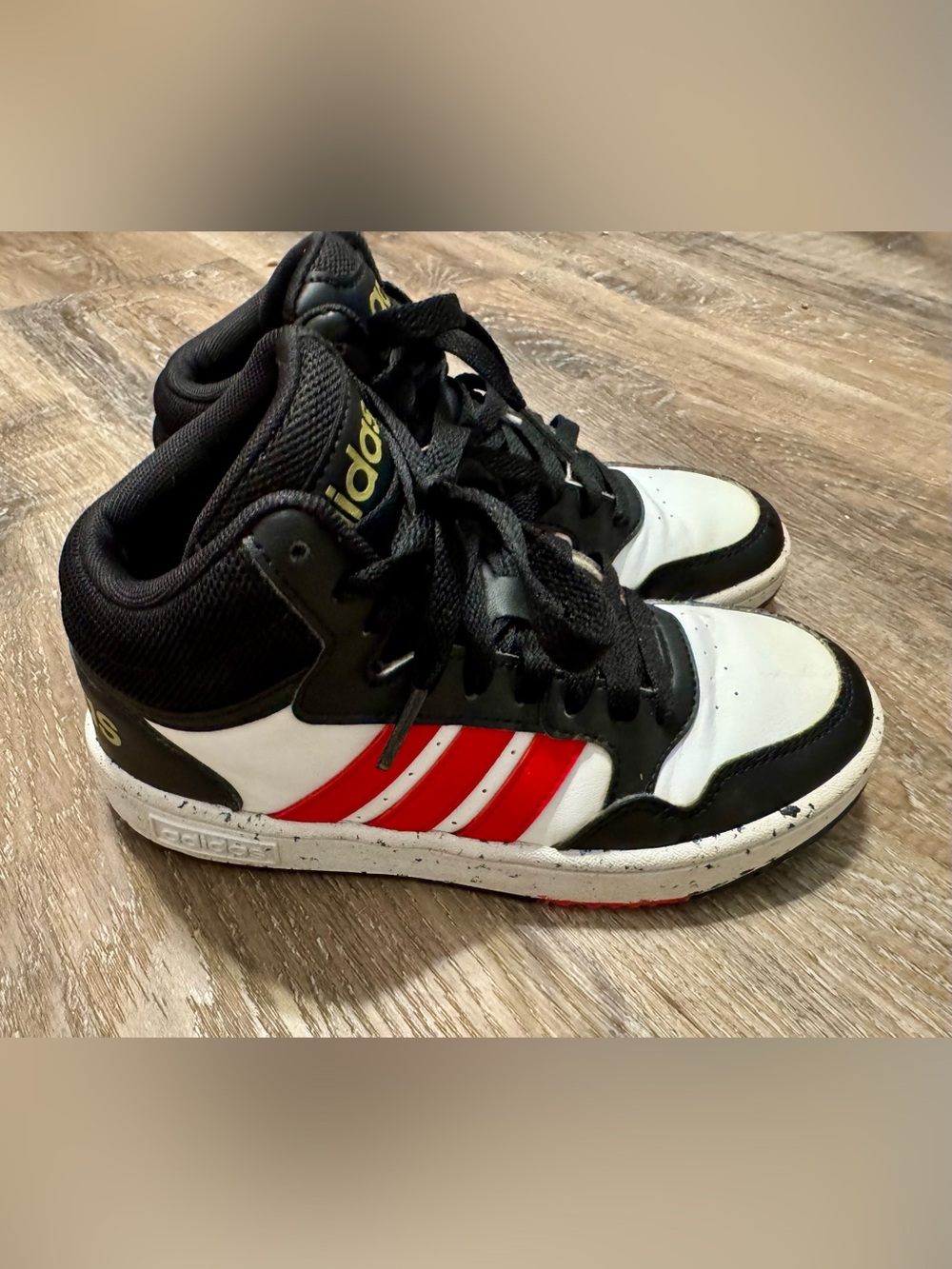 Adidas Kids' Black White Red High-Top Sneakers size 2